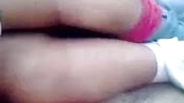 Brunette فیلم سکسی روسیه ای گرم